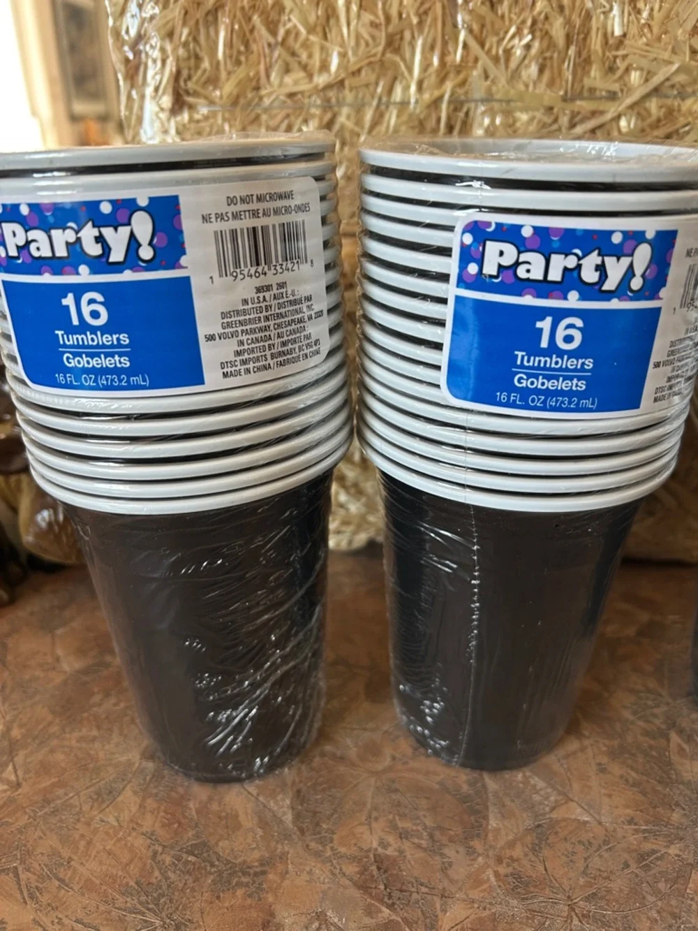 Party! Four Pack of Black and White Solo Cups 16 ounce Tumblers